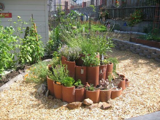 Easy-to-make Spiral Garden Ideas - 77