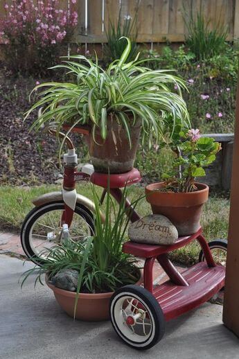 17 Plant Stand Ideas That Can Be Made Easily From Old Items - 133