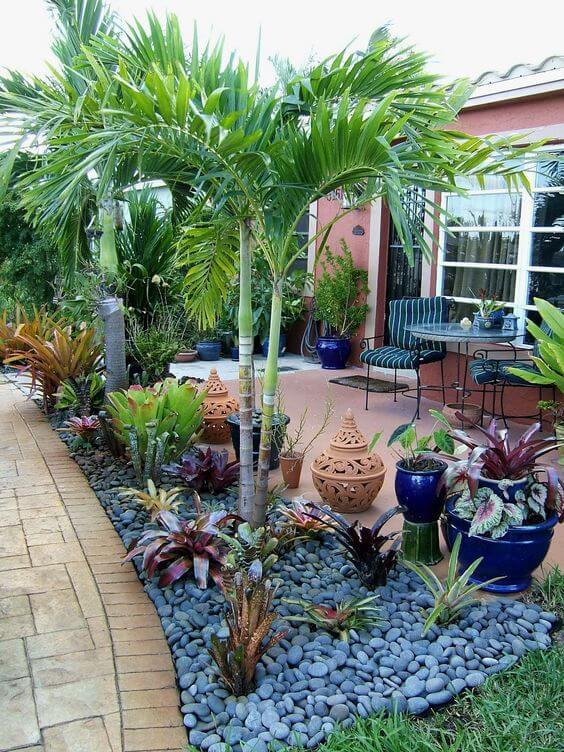 27 Spectacular Landscaping Ideas For Front Of The Home - 171