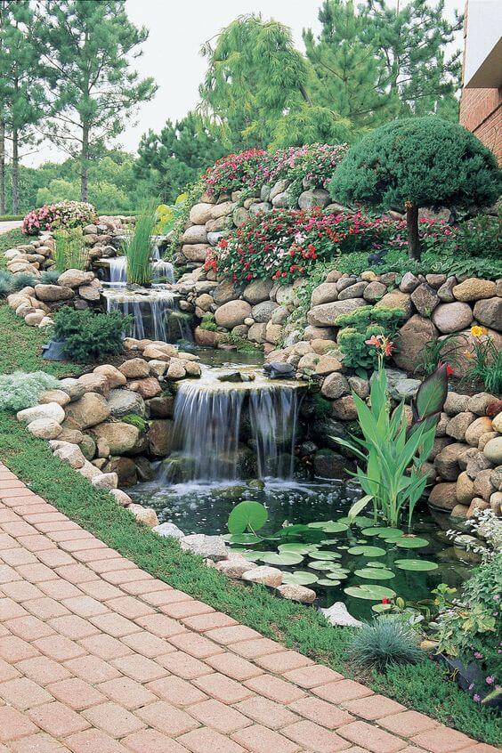 28 Best Beautiful Water Garden Ideas – 225