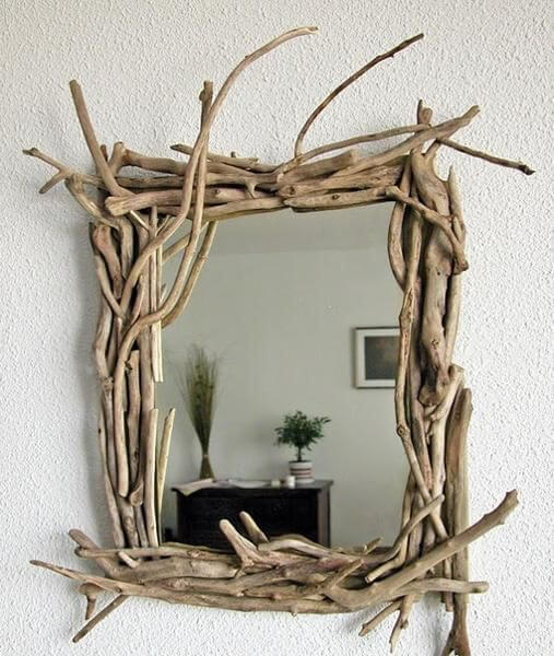 25 Easy DIY Driftwood Home Decor Ideas - 179