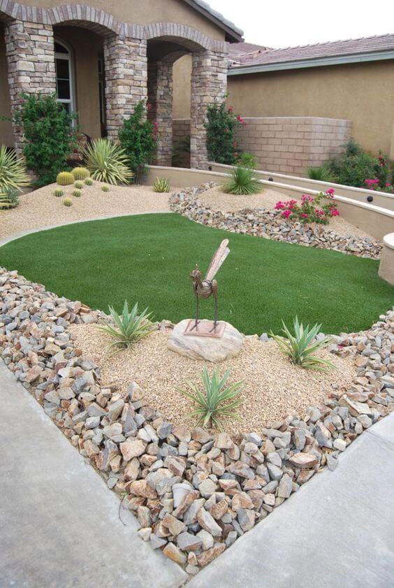 25 Stunning Front Yard Desert Landscaping Ideas - 155