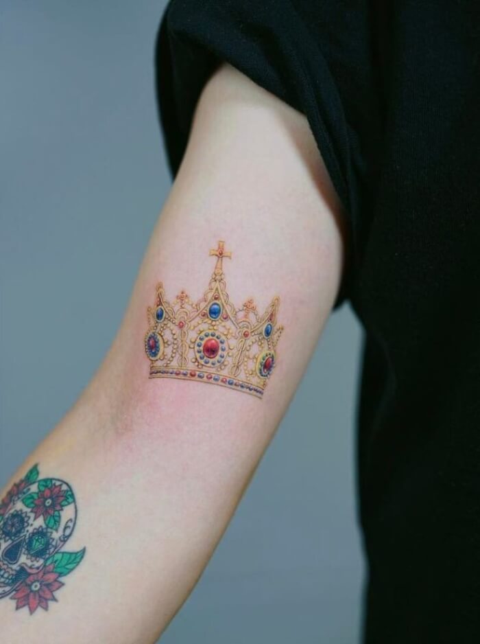 Top 35 Unique King And Queen Crown Tattoo Designs For Couples To Try - 255
