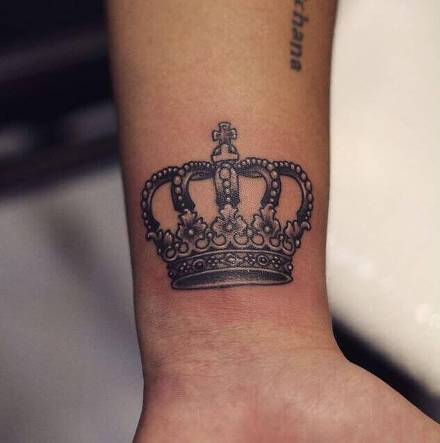 Top 35 Unique King And Queen Crown Tattoo Designs For Couples To Try - 263