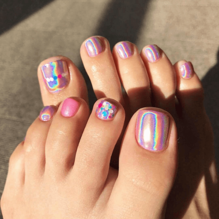 20+ Beautiful Toe Nails That You Definitely Can't Ignore - 181