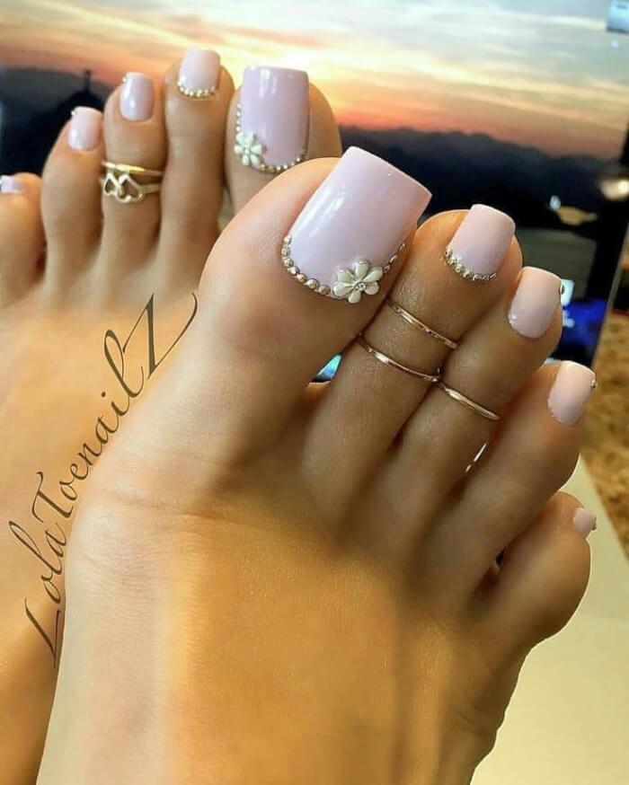 20+ Beautiful Toe Nails That You Definitely Can't Ignore - 191