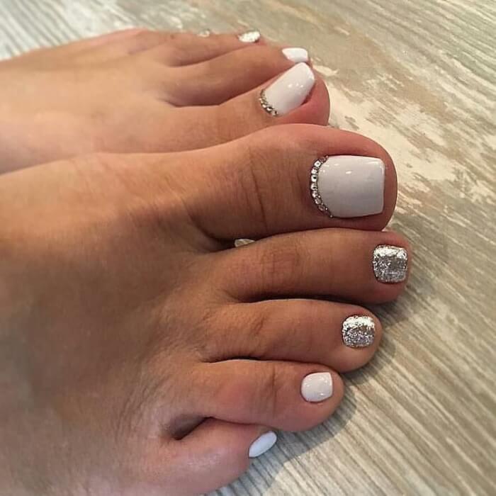 20+ Beautiful Toe Nails That You Definitely Can't Ignore - 199