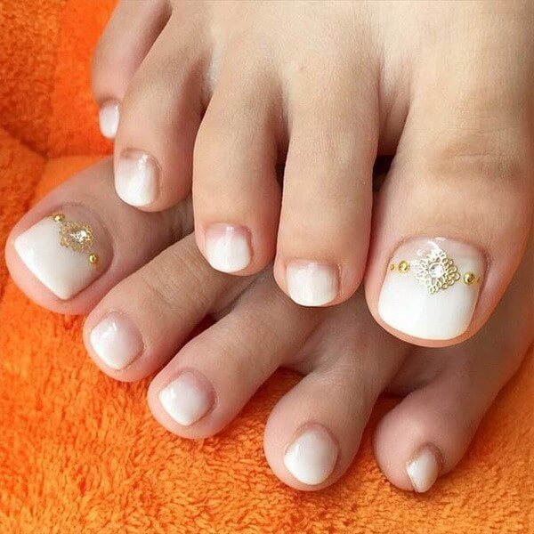 20+ Beautiful Toe Nails That You Definitely Can't Ignore - 201