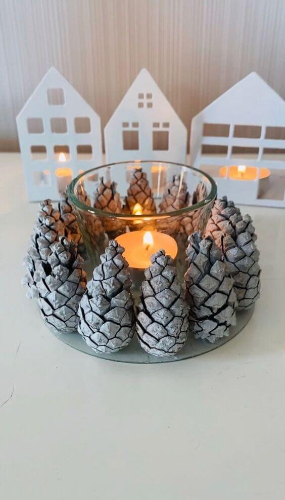 27 Lovely Pine Cones Crafts for Decorating Your Home - 205