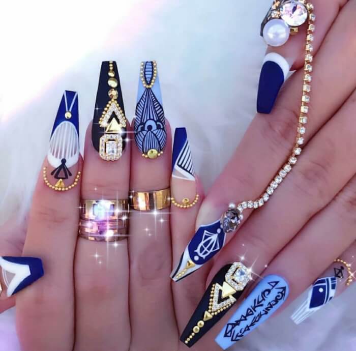 30 Modern Nail Trends To Screenshot Before Your Next Manicure - 211