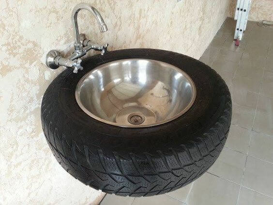 24 Useful Home And Garden Ideas Using Old Tires - 171