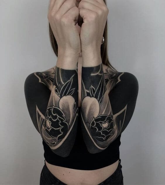 Take A Look At This Collection Of Captivating Solid Black Tattoos - 137