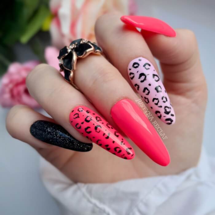 Top 30 Spectacular Nail Art In Pink For You To Look Like A Million Dollars - 243