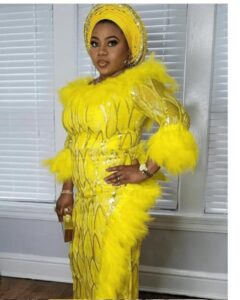 Top Dazzling Yellow Aso Ebi Outfits For African Women That’ll Make Your Eyes On Stalks - 95