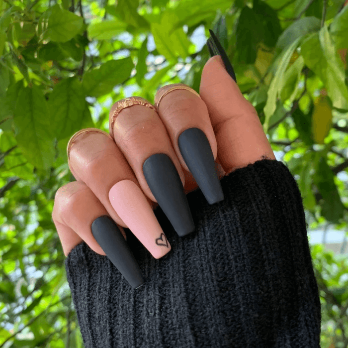Top Unique Colors Matte Nails Art That Should Try This Season To Elevate Your Look - 167