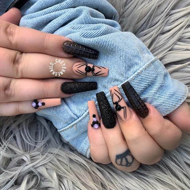 Spooky Spider Nails