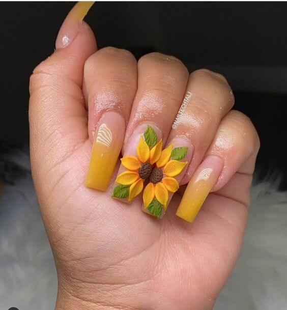 #9 Bold Sunflower Nails