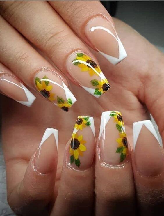 #11 Delicate Sunflower Nail Art