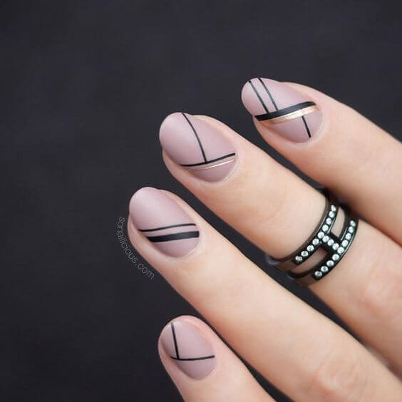 Black Lines On Nails