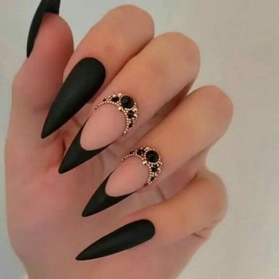 Black Pointy Nails