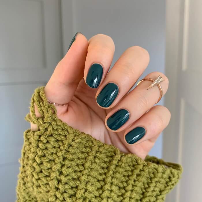 Forest green nails for Christmas 