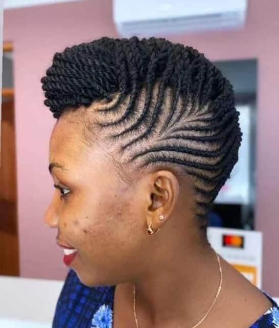 Be The Center Of Your College Friends' Attention With These Astonishing African Braids - 231