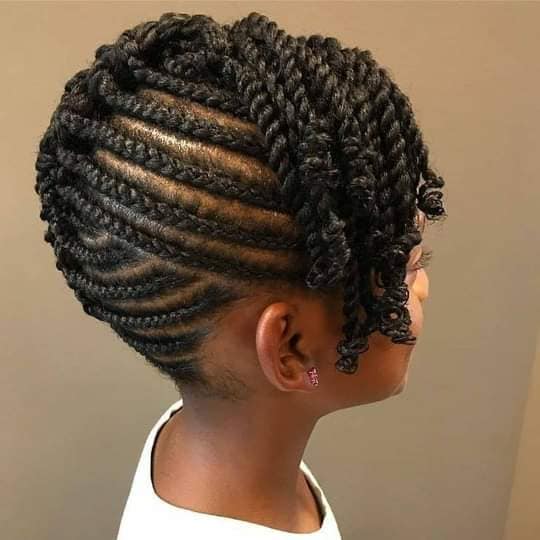 Be The Center Of Your College Friends' Attention With These Astonishing African Braids - 193