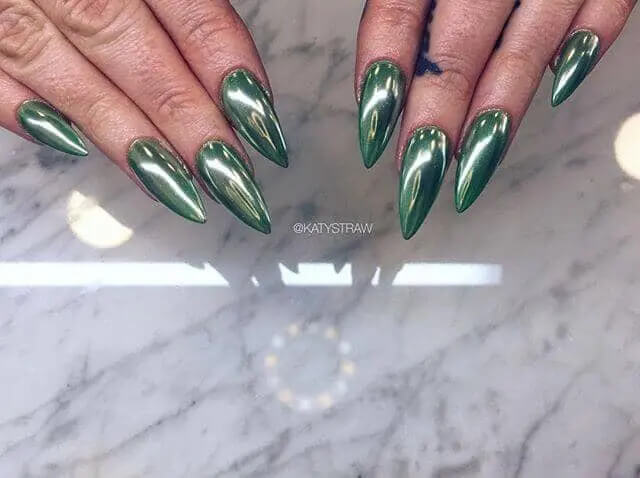 Sharp and Pointed Green Nails