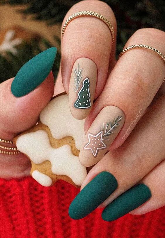 Minimalist Christmas Nails