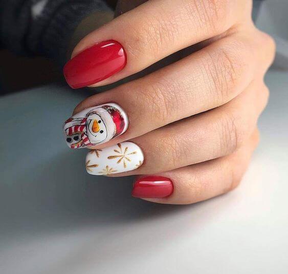 12 Fabulous Short Red Christmas Nails To Welcome Santa This Year