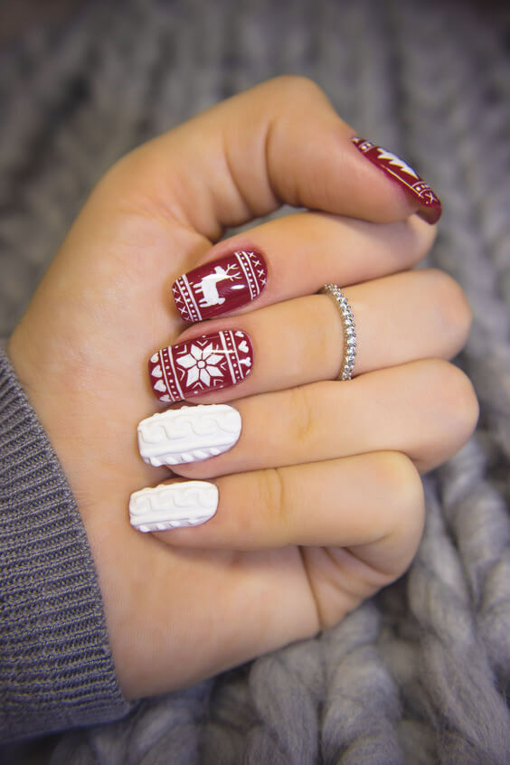 Red And White Nails Short