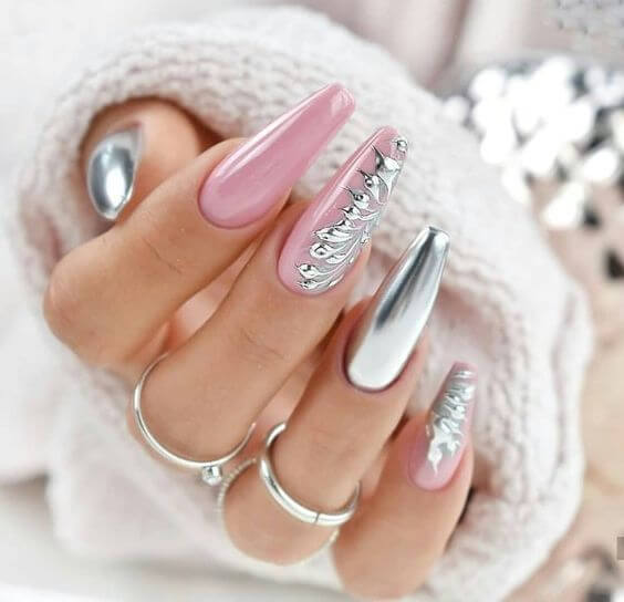 white chrome nails