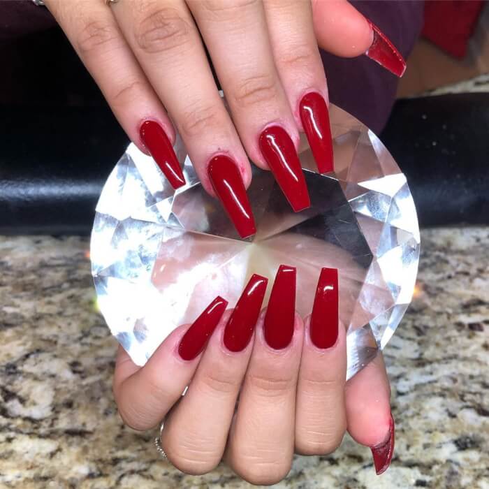 Red Coffin Nail Art 