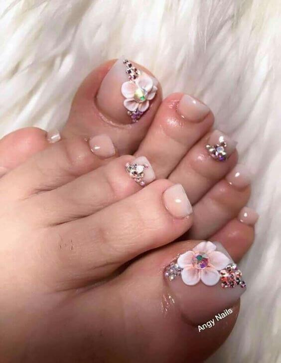 Summer Toe Nails