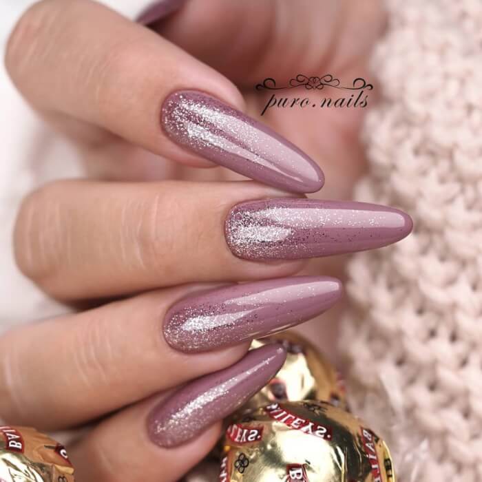 Mauve Manicure