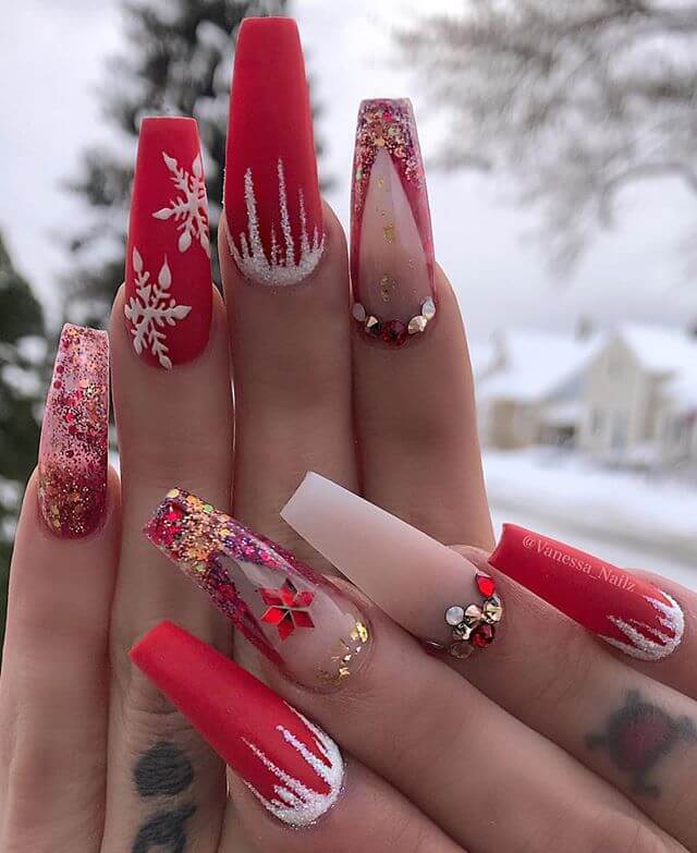 Glam Christmas Nails