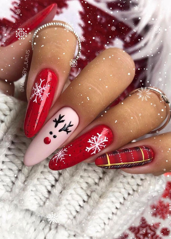 Mismatched Red Christmas Nails