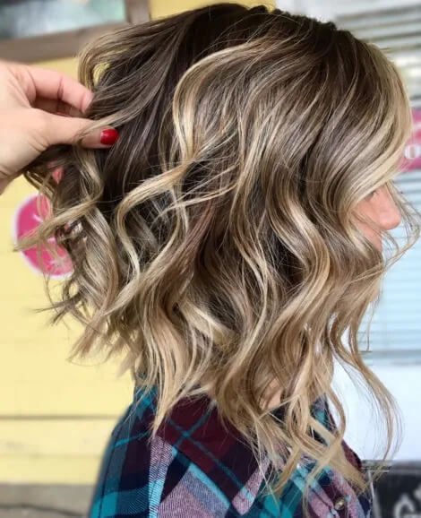 Inverted Curly Lob with Highlights