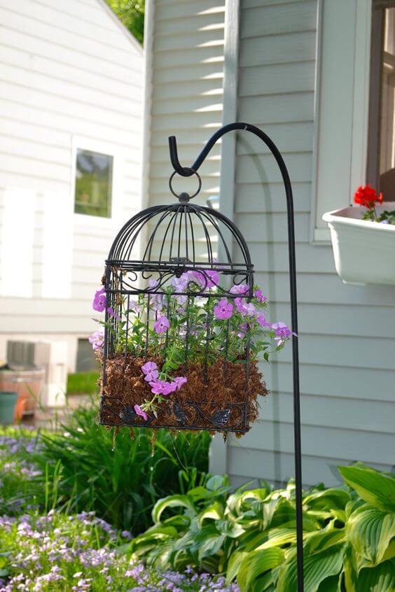 DIY Hanging Porch Flower Planters - 109