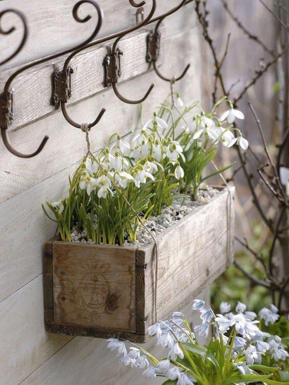 DIY Hanging Porch Flower Planters - 127