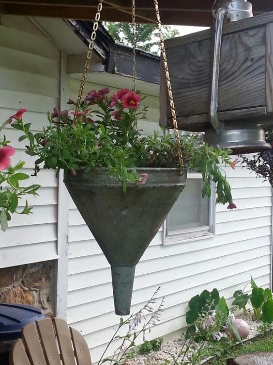 DIY Hanging Porch Flower Planters - 131
