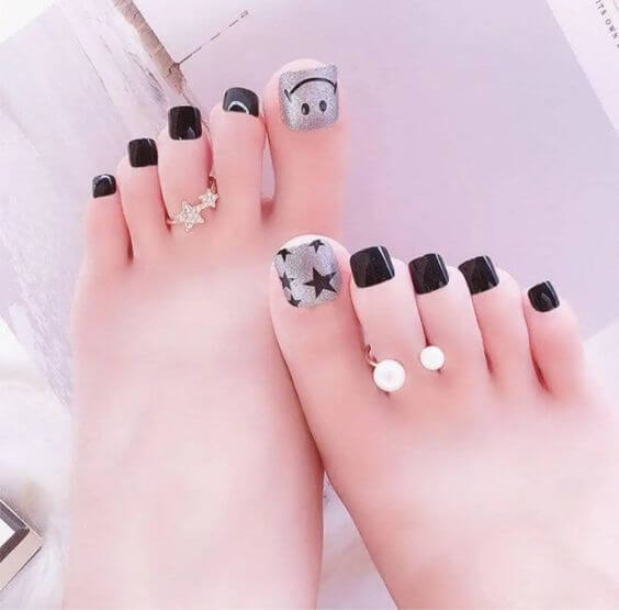 Fun Pedicure And 32 Toe Nail Designs That You Should Try At Home - 259