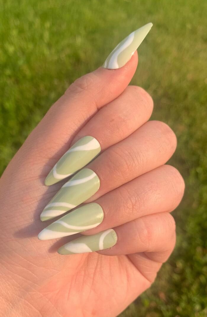 Light Green Nails 