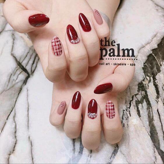 21 Practical Red Almond Nails That Bring Convenience To Your Daily Life - 83