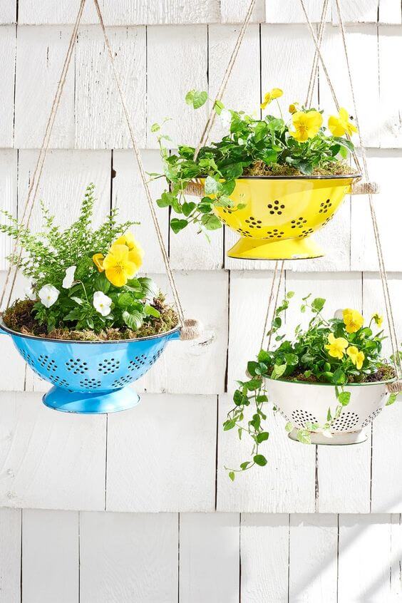 32 Colorful And Creative Gardening Decoration Ideas - 219
