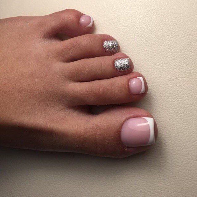 Check Out These 36 Inspiring French Tip Toe Pictures And A Guide To Achieve Them! - 289