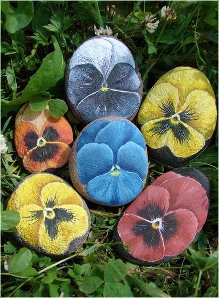 Easy and Fun Painted Pebble Garden Art Ideas - 135