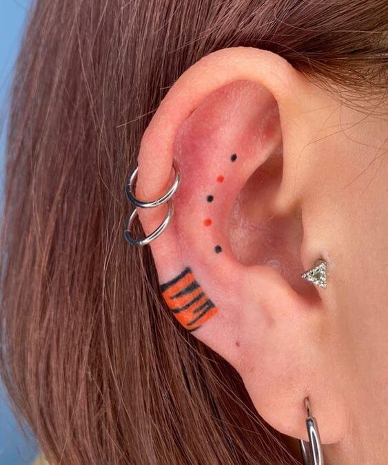 25 Sensuous Inner Ear Tattoos That Are Low-key Gorgeous - 199