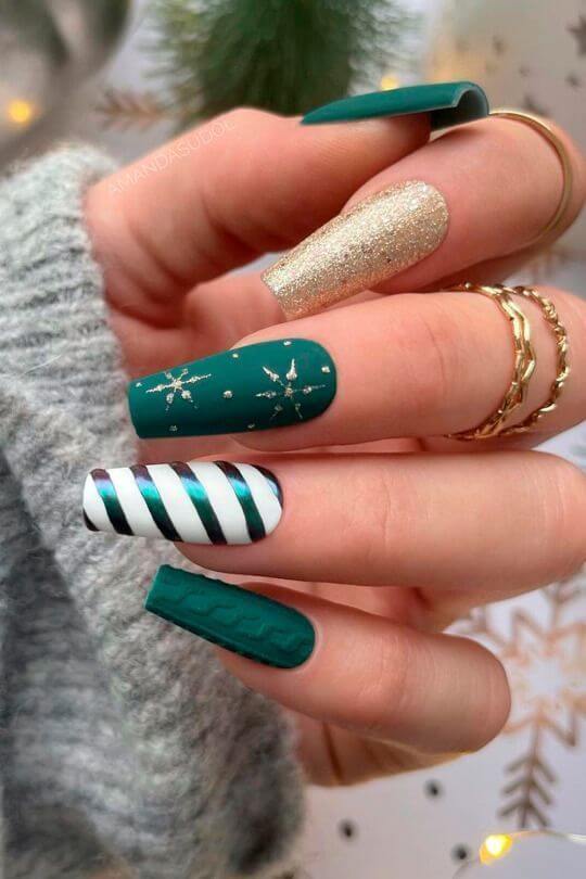 Green Christmas Nails