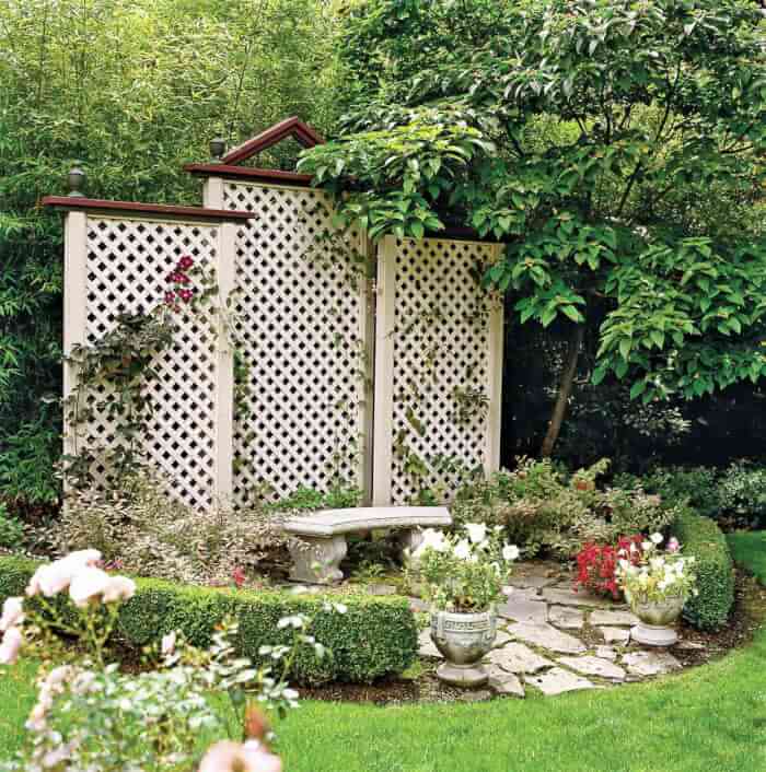 32 Charming Design Ideas To Beautify Your Small Garden - 243